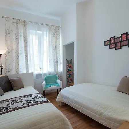 Appartement Modern Klimenstka 32 *